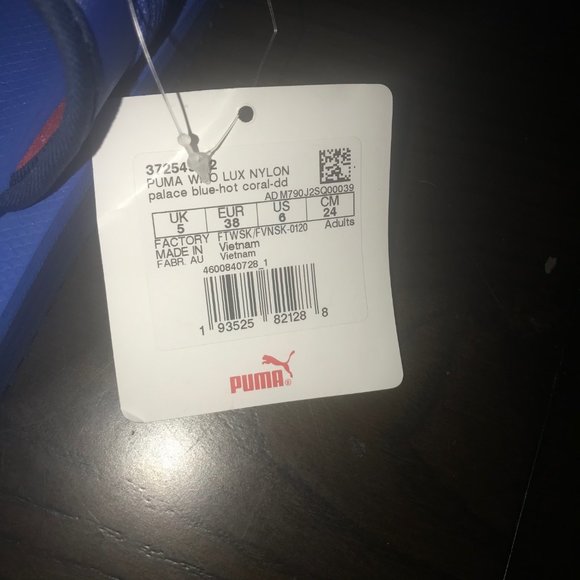 NEW Puma Wilo Lux Nylon Sandals, Slip Ons, Slides main image 5